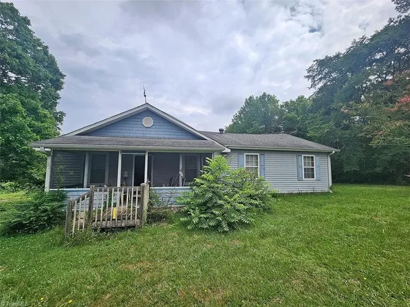 1935 Needmore Rd, Woodleaf, NC 27054
