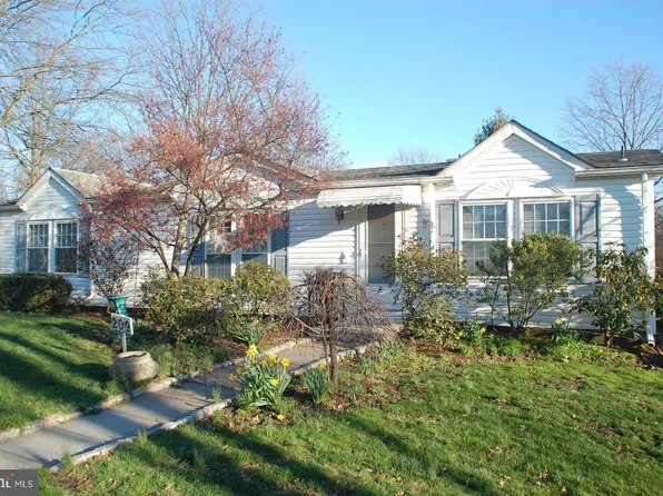 209 Chatham Ct, Souderton, PA 18964