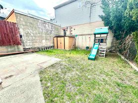 247 Clendenny Ave, Jersey City, NJ