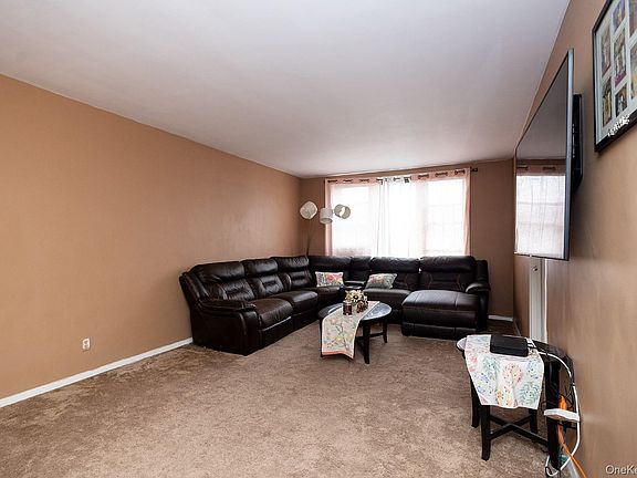 5th image of 245 Rumsey Road #7O
