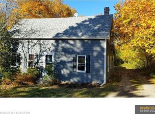 8 School St, Machias, ME 04654