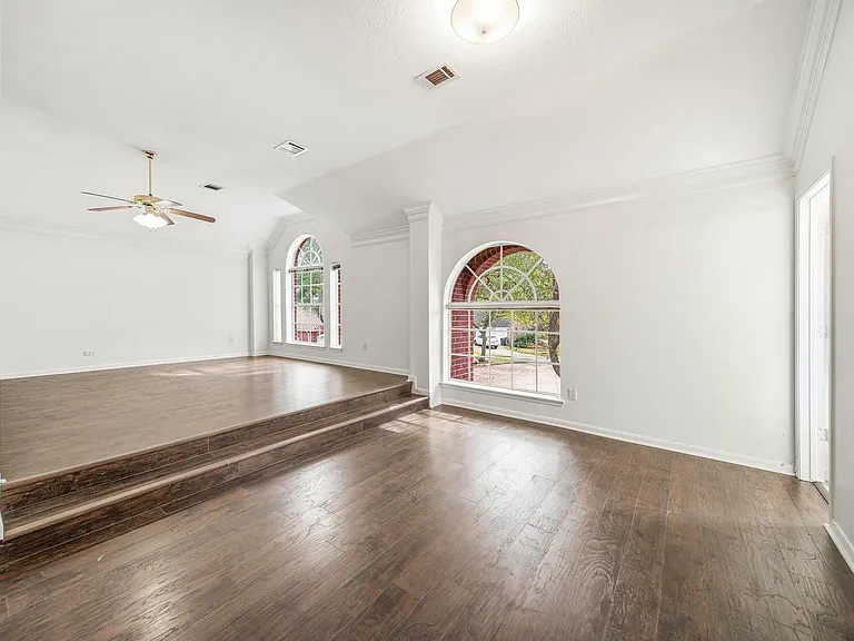 4623 Summer Lks — Photo 5