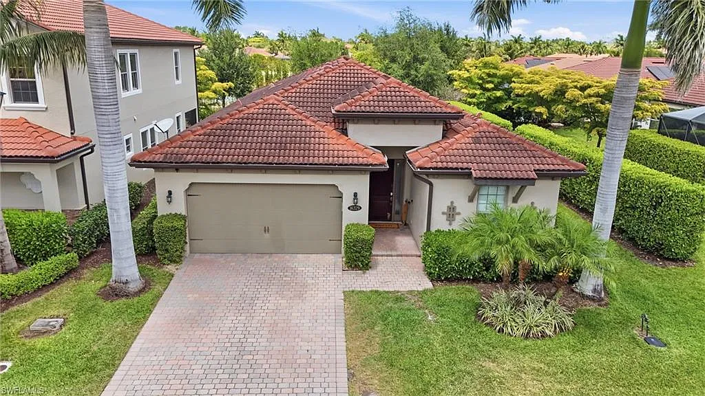 4 bed, 3.5 bath, 2425 sqft, $4,800 — Photo 1