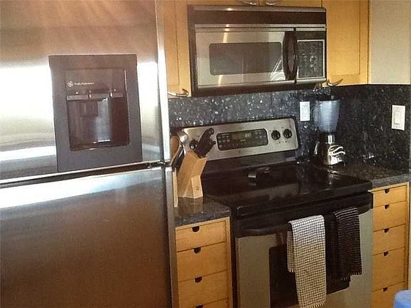 5th image of 1581 Brickell Ave APT 1407