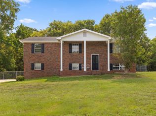 713 Lee Dr, Ringgold, GA 30736