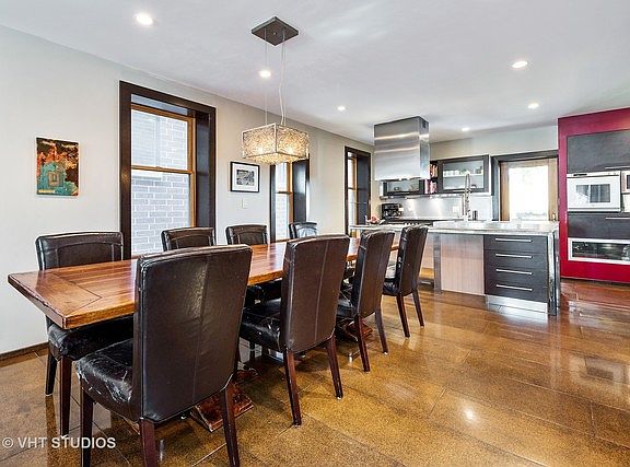 4th image of 2334 W Medill Ave #1F