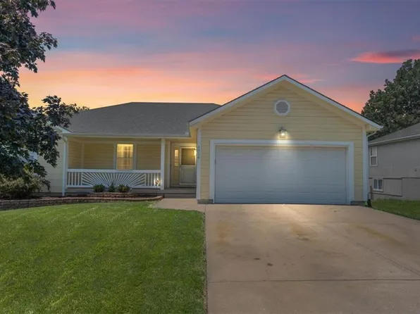 4914 Harkness Ave, Kansas City, MO 64136