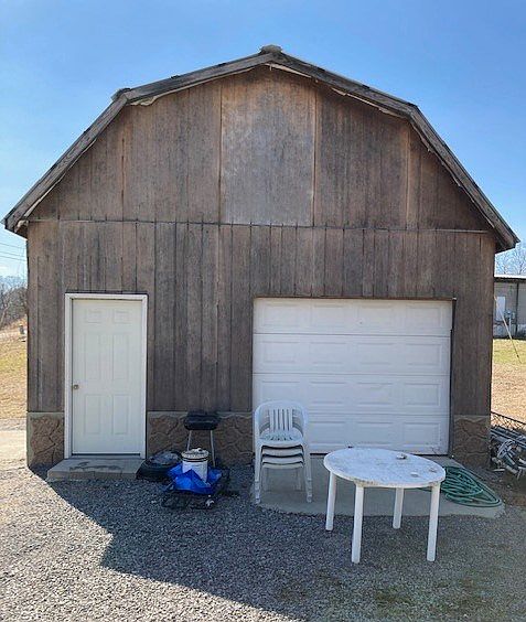 2nd image of 3471 Poplar Log Church Rd