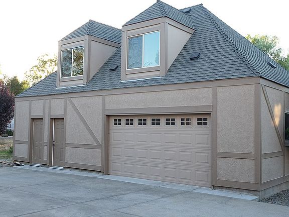 3rd image of 954 Stonebridge St