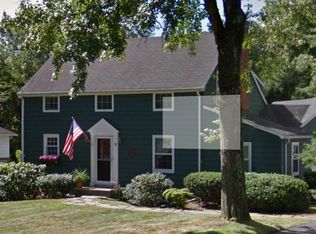 11 Magnolia Dr, New Providence, NJ 07974