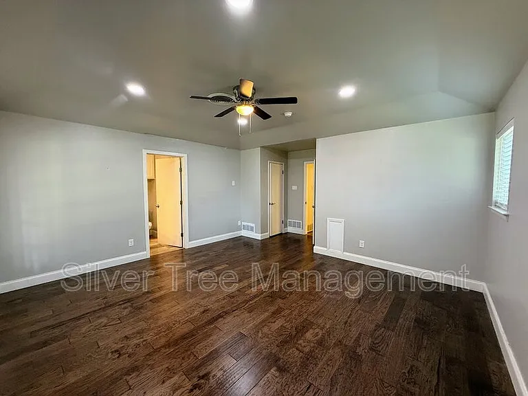 1710 Dickerson Dr — Photo 20