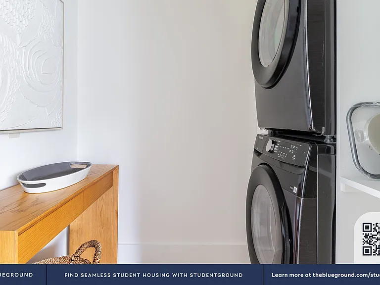 Washer/Dryer in Apartment