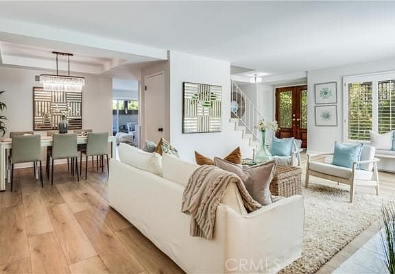 4th image of 93 Cypress Way