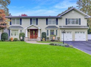 20 Estates Dr, Port Jefferson Station, NY 11776