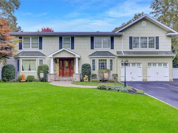 20 Estates Drive, Port Jefferson Station, NY 11776