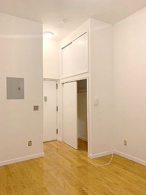 4th image of 408 W 130th St #68