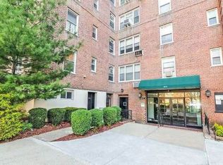26-21 Union St APT 2G, Queens, NY 11354