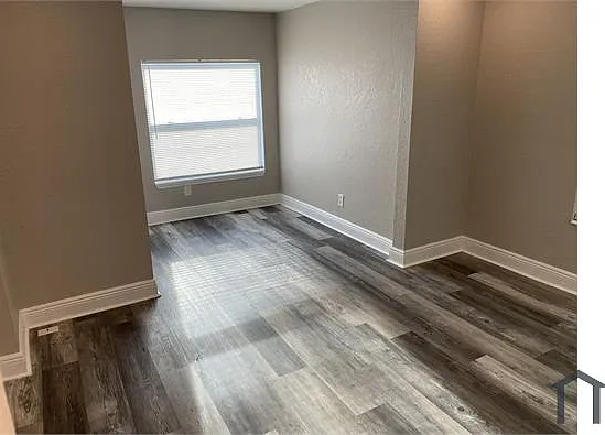 401 S Adelle Ave #B — Photo 5