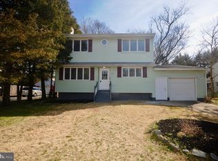 548 Rowand Ave, Glendora, NJ 08029