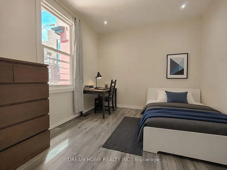 29 Glasgow St #1 — Photo 1