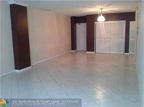 3rd image of 4250 Galt Ocean Dr APT 15J