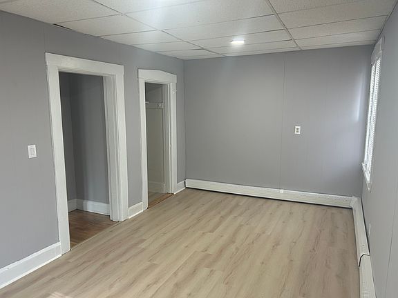 2nd image of 80 Baker St Unit 5