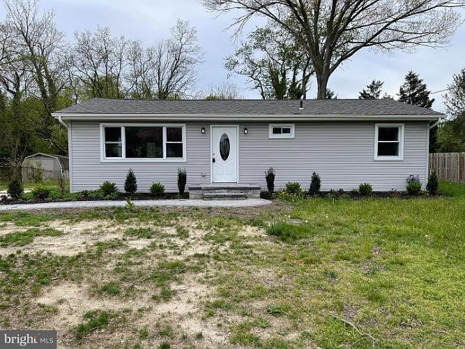 1st image of 569 E Butler Ave