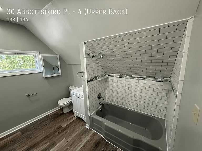 30 Abbottsford Pl #4 — Photo 7