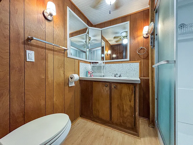 264 Greenwood St — Photo 10