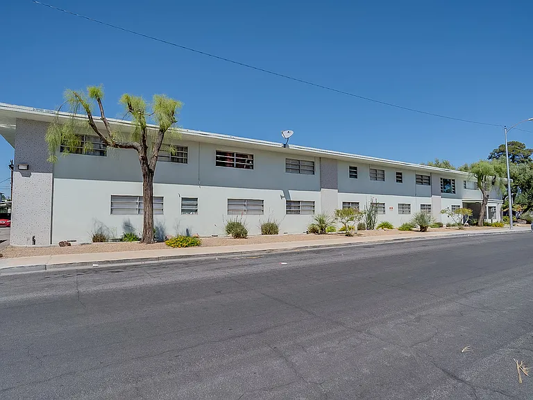 1700 Rexford Dr #104 — Photo 18