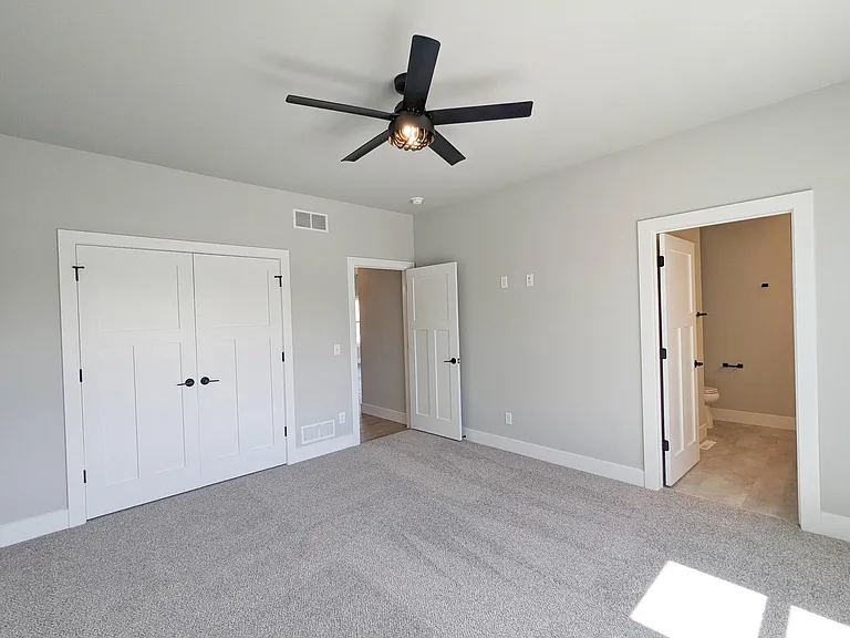 2940 Blue Grass Dr — Photo 12