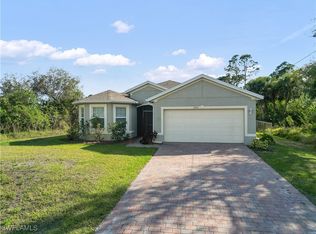 2905 45th St SW, Lehigh Acres, FL 33976