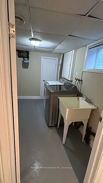 Toronto House for rent - 4 Bedrooms — photo 26