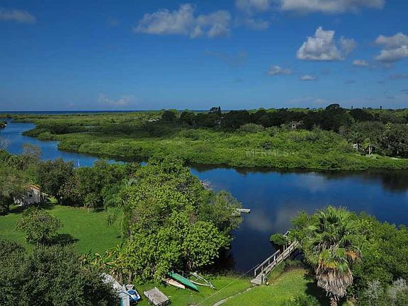 2nd image of 4885 Lemon Bay Dr