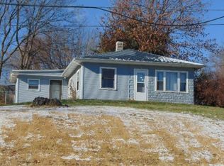 328 14th St, Silvis, IL 61282