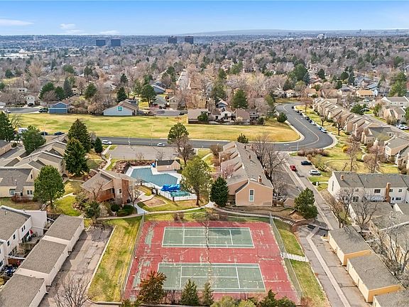4th image of 2925 S Vaughn Way