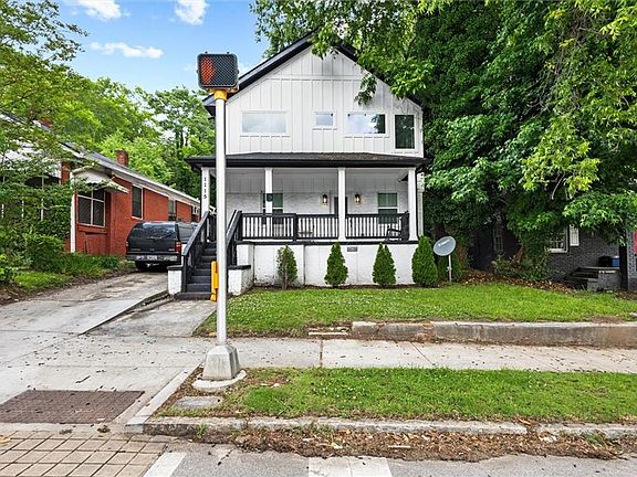 3rd image of 1115 Martin Luther King Jr Dr SW