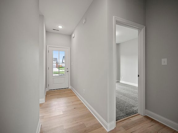 4th image of 1136 Mission Dr