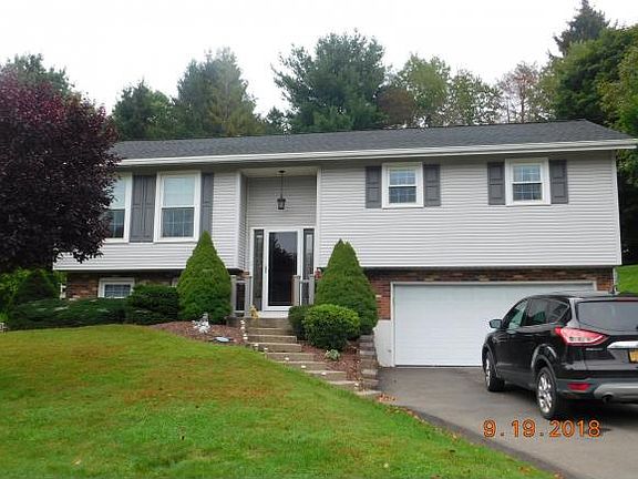 2nd image of 49 Frederick Dr
