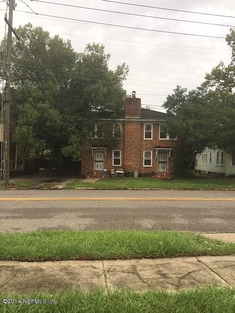 1st image of 425 W 21st St