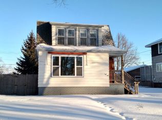 408 Cass Ave, Kingsford, MI 49802