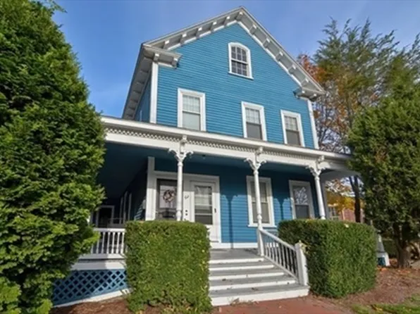62 Summer St, Taunton, MA 02780