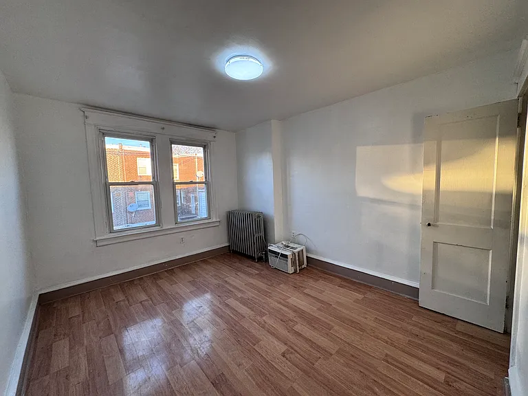 3461 Friendship St — Photo 8