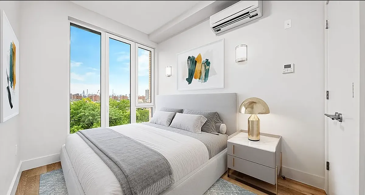 Building Photo - 21 Linden Blvd #3R