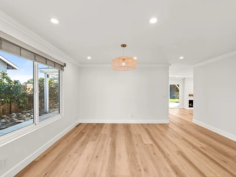 25392 Neptune Dr — Photo 8