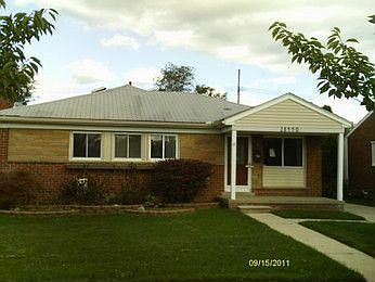 1st image of 28490 Groveland St