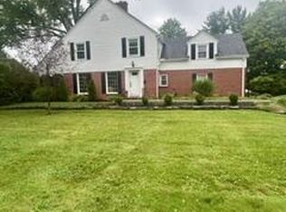 610 Russell Rd, Mansfield, OH 44903