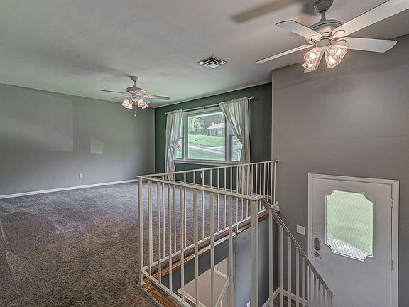 5th image of 729 Dawnridge Ln
