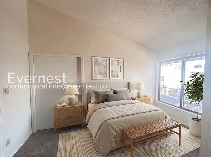 934 Acapulco Ct — Photo 4