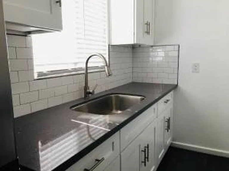 Loma Lake Apartments — Photo 20